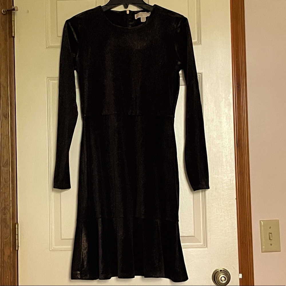 Like new MICHAEL Michael Kors Black & Gold Metallic Dress Size S